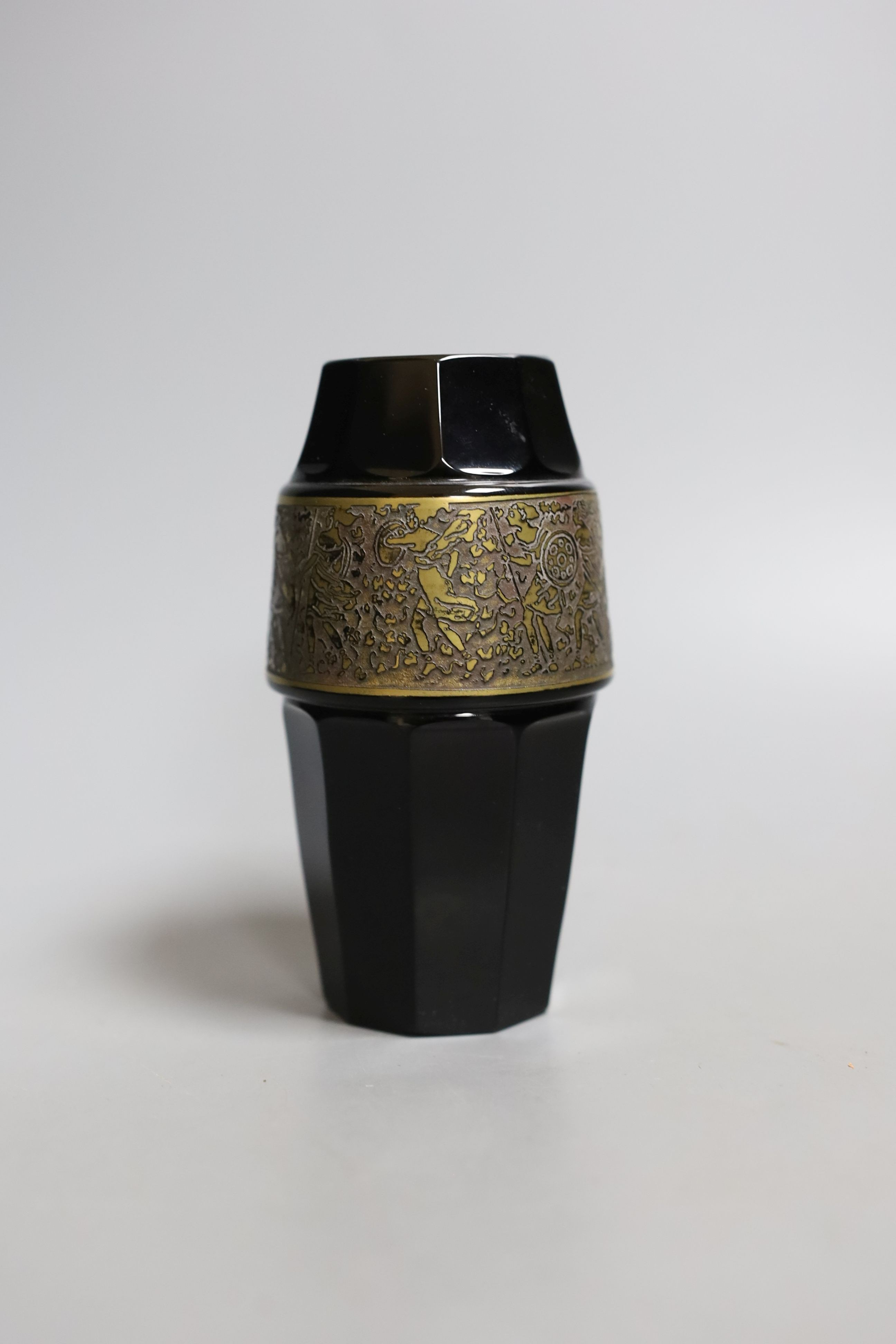 An early 20th century Moser faceted vase - 12.5cm tall